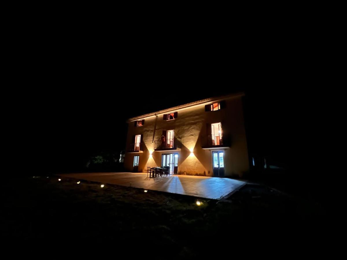 Agriturismo Difesa Del Monte Гризолия Екстериор снимка